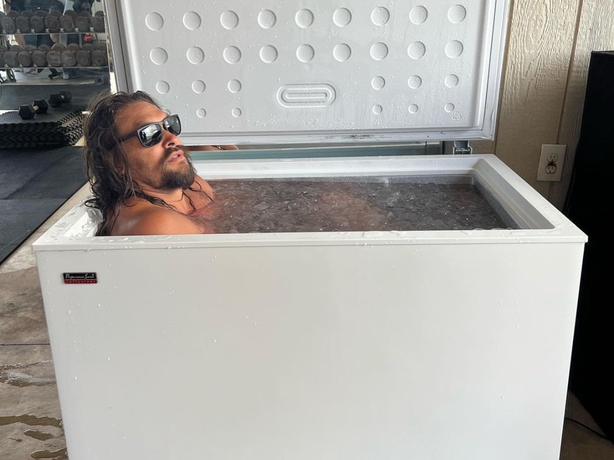 Jason Momoa Sorprende Al Sumergirse En Hielos