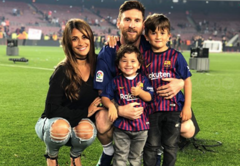 Aww, los hijos de Lionel Messi apoyan así al futbolista durante uno de